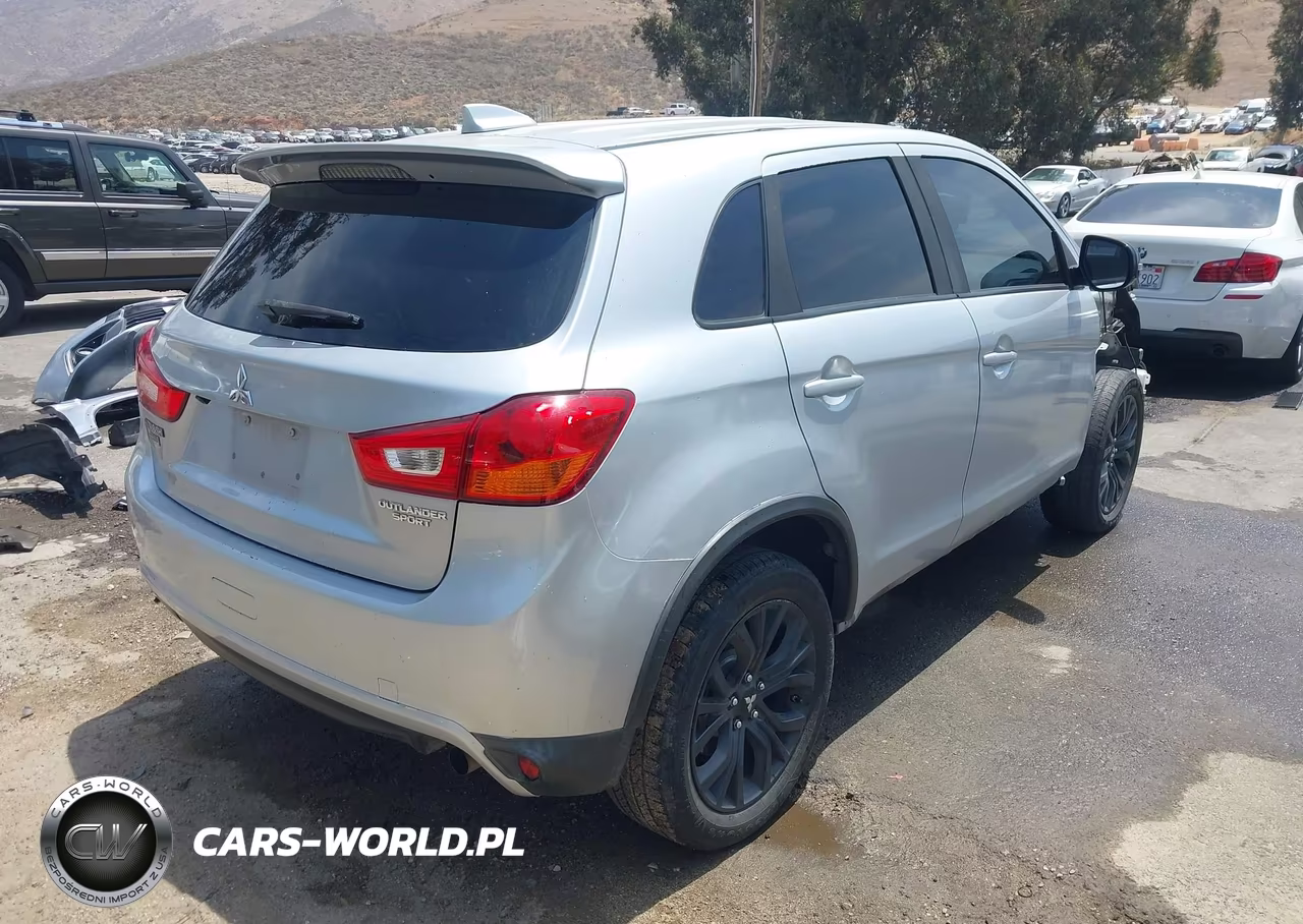 2017 Mitsubishi Outlander Sport 2.0 Le VIN:JA4AP3AU2HZ035000 - 4