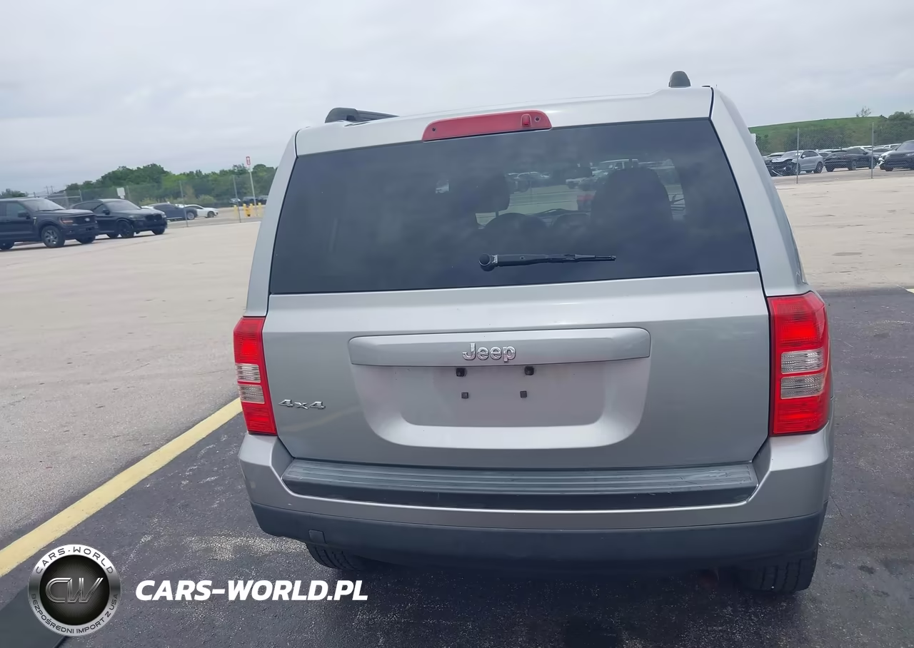 2015 Jeep Patriot Sport VIN:1C4NJRBB7FD197904 - 16