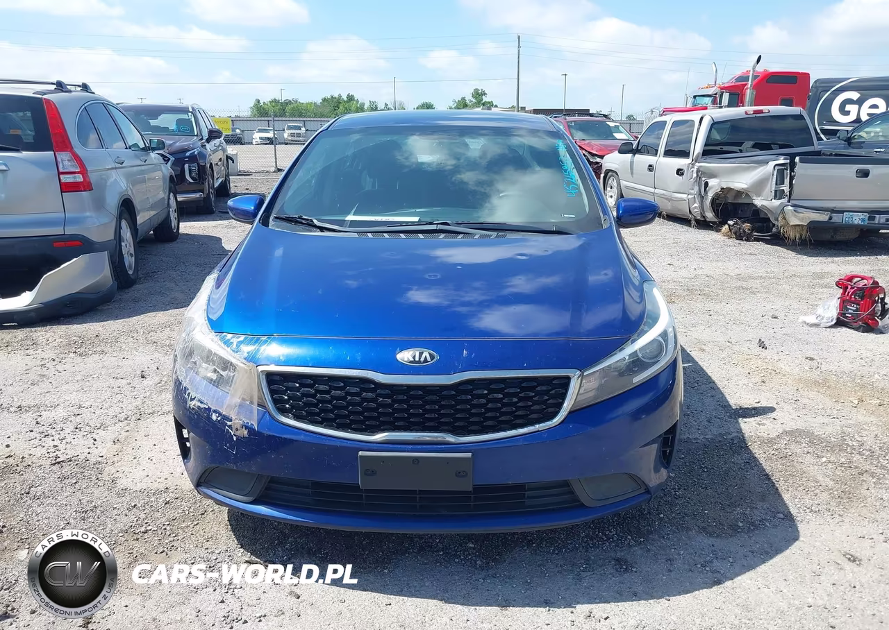 2018 Kia Forte Lx VIN:3KPFL4A72JE203131 - 12