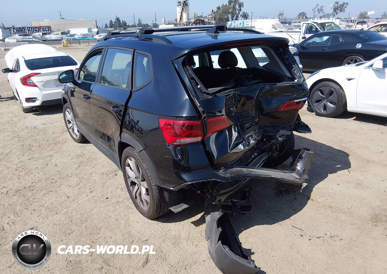 2023 Volkswagen Taos 1.5T S VIN:3VVAX7B27PM330878 - 3