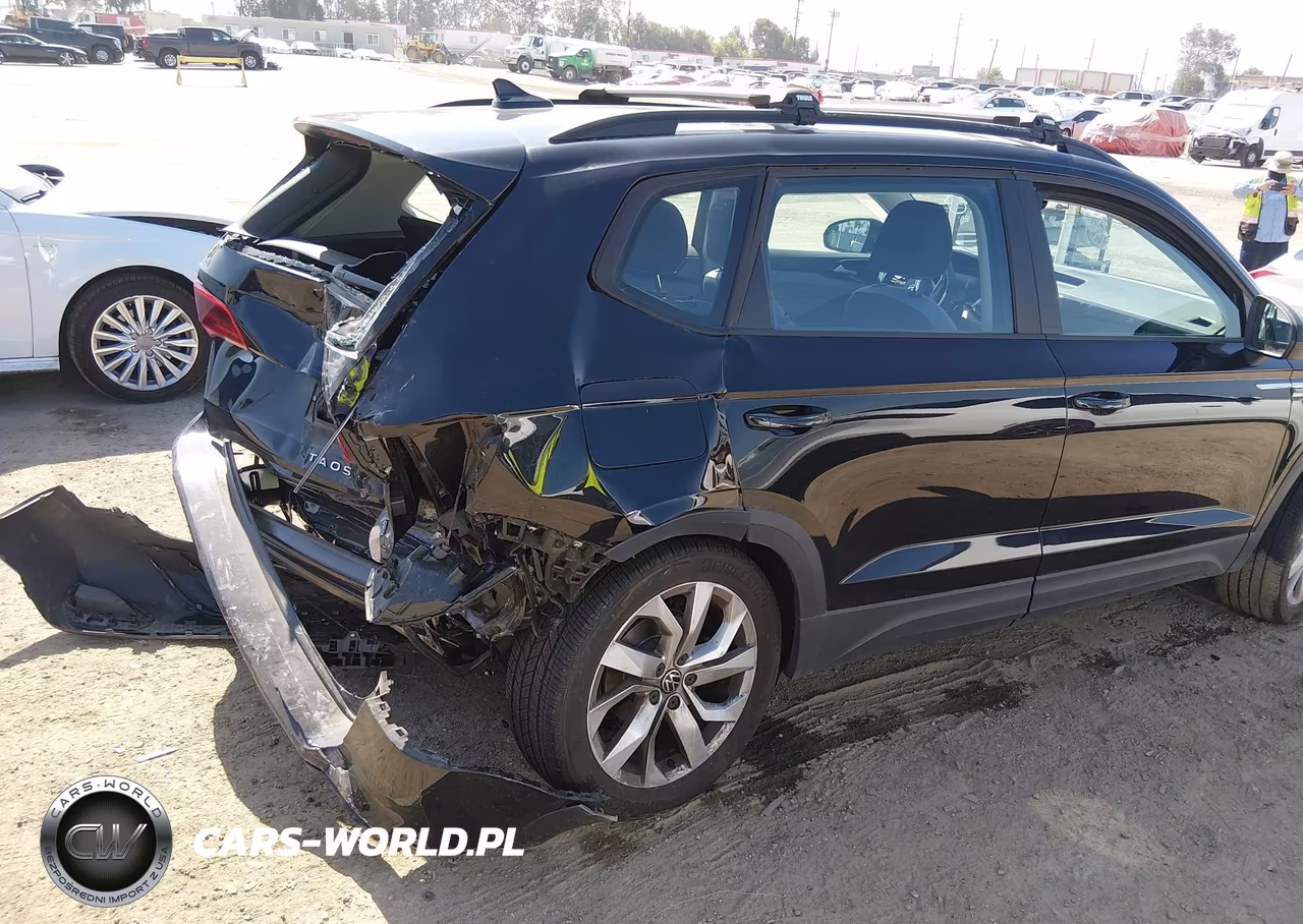 2023 Volkswagen Taos 1.5T S VIN:3VVAX7B27PM330878 - 6