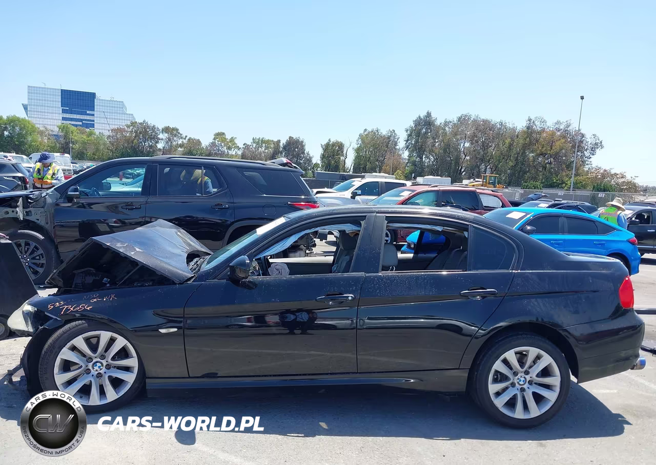 2011 BMW 328I VIN:WBAPH5G59BNM81133 - 14