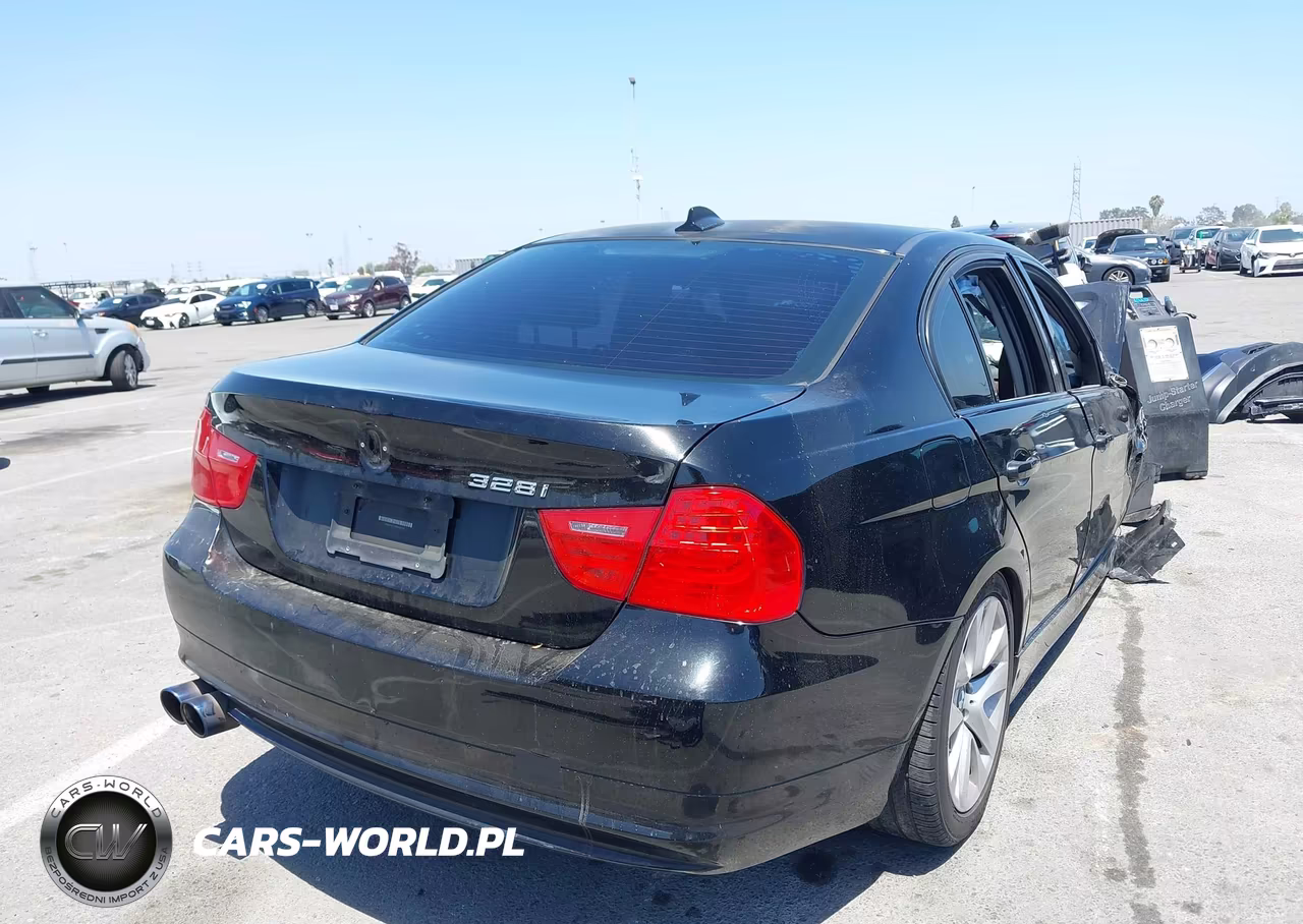 2011 BMW 328I VIN:WBAPH5G59BNM81133 - 4