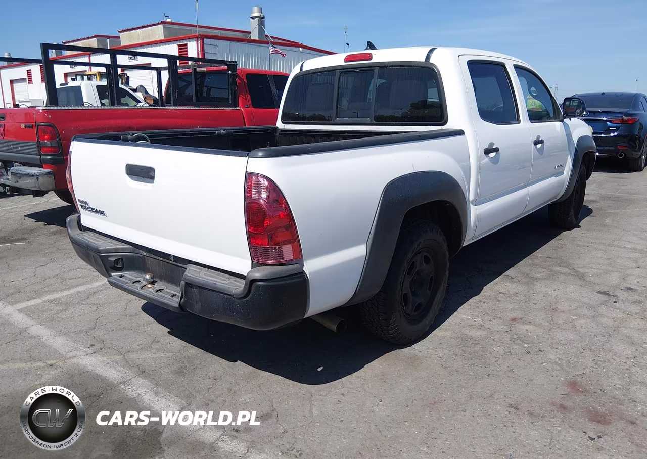 2012 Toyota Tacoma VIN:5TFJX4CN2CX017537 - 4