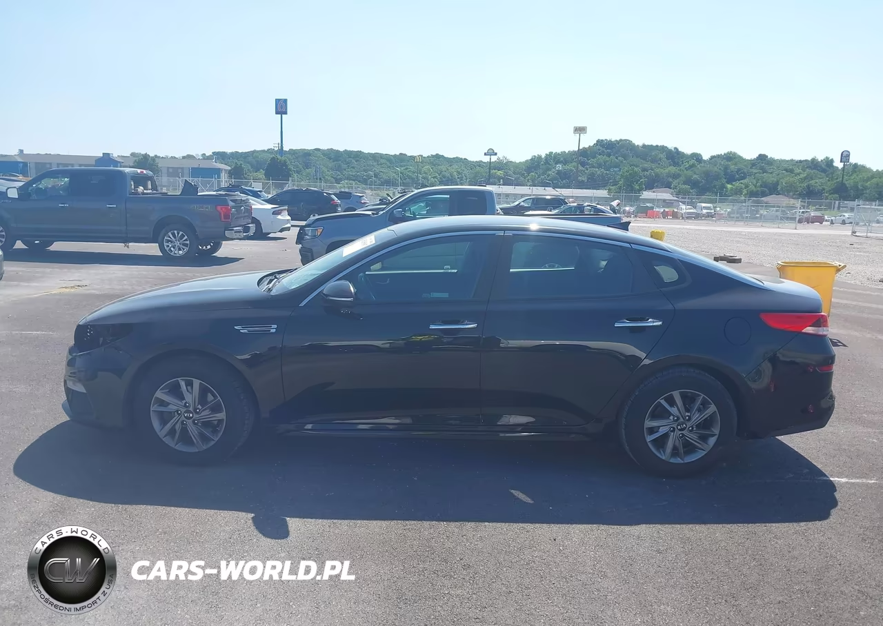 2019 Kia Optima Lx VIN:5XXGT4L3XKG338090 - 15