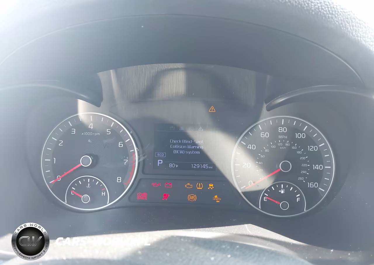 2019 Kia Optima Lx VIN:5XXGT4L3XKG338090 - 7