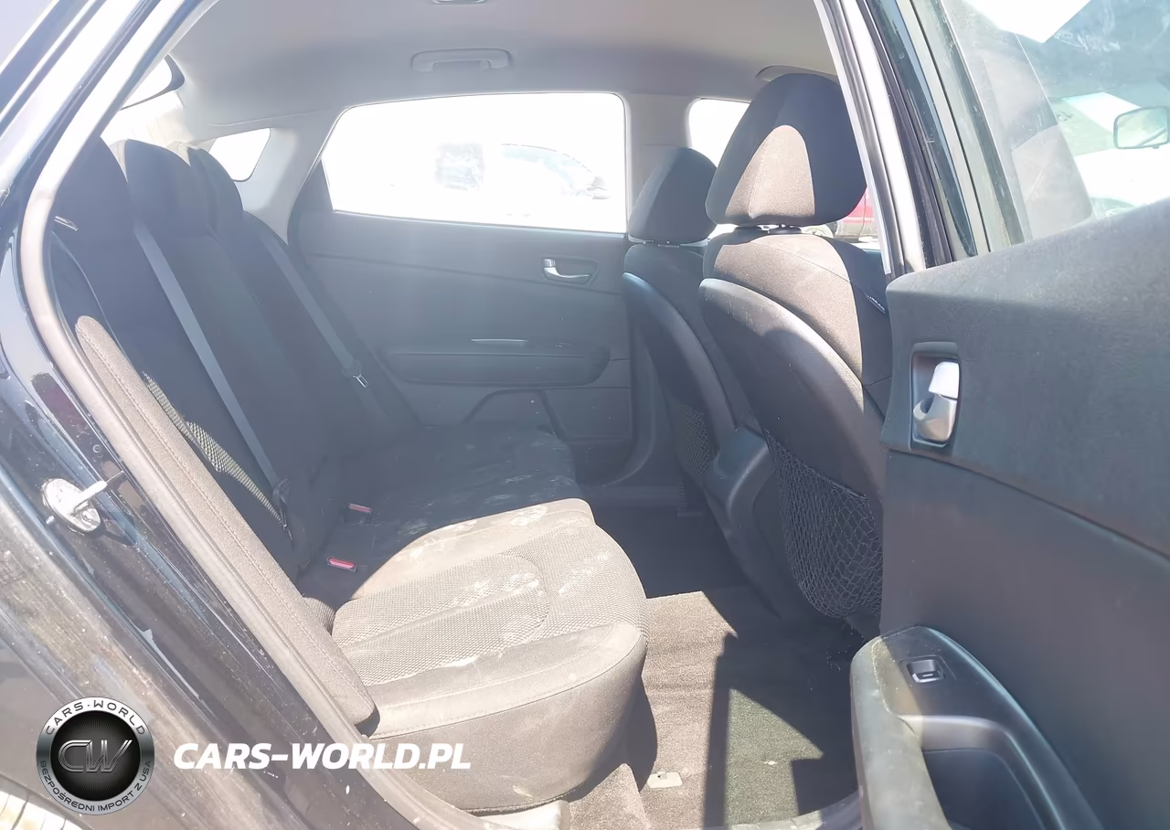 2019 Kia Optima Lx VIN:5XXGT4L3XKG338090 - 8