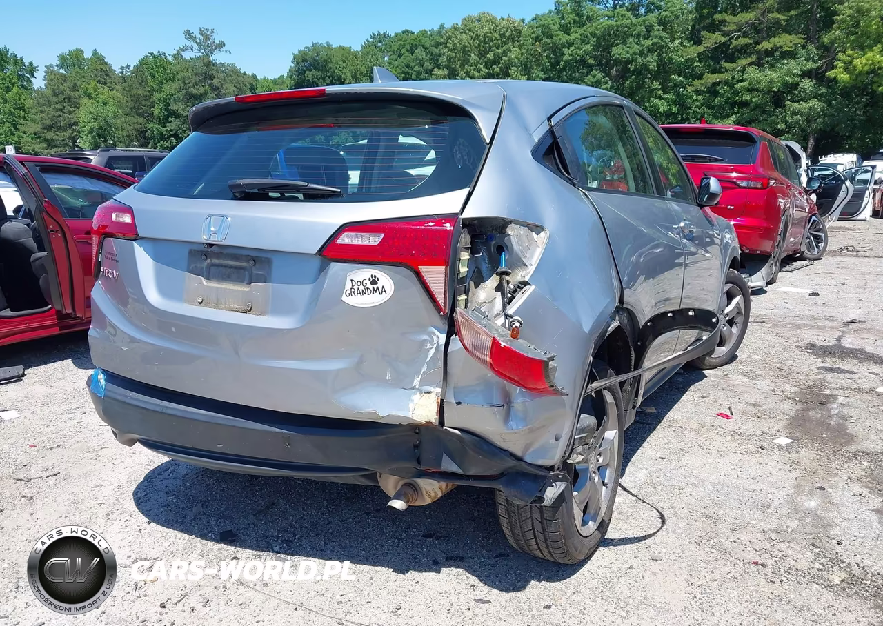 2018 Honda Hr-V Lx VIN:3CZRU5H35JM703609 - 6