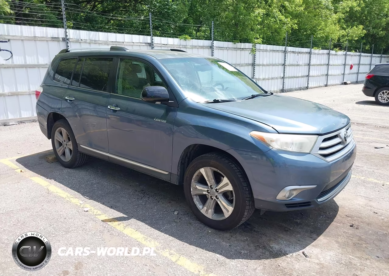 2013 Toyota Highlander Limited V6 – zdjęcie 1 z 16