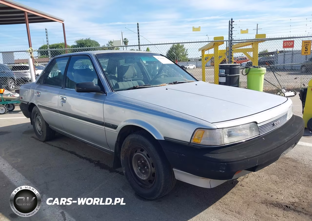 1989 Toyota Camry Dlx