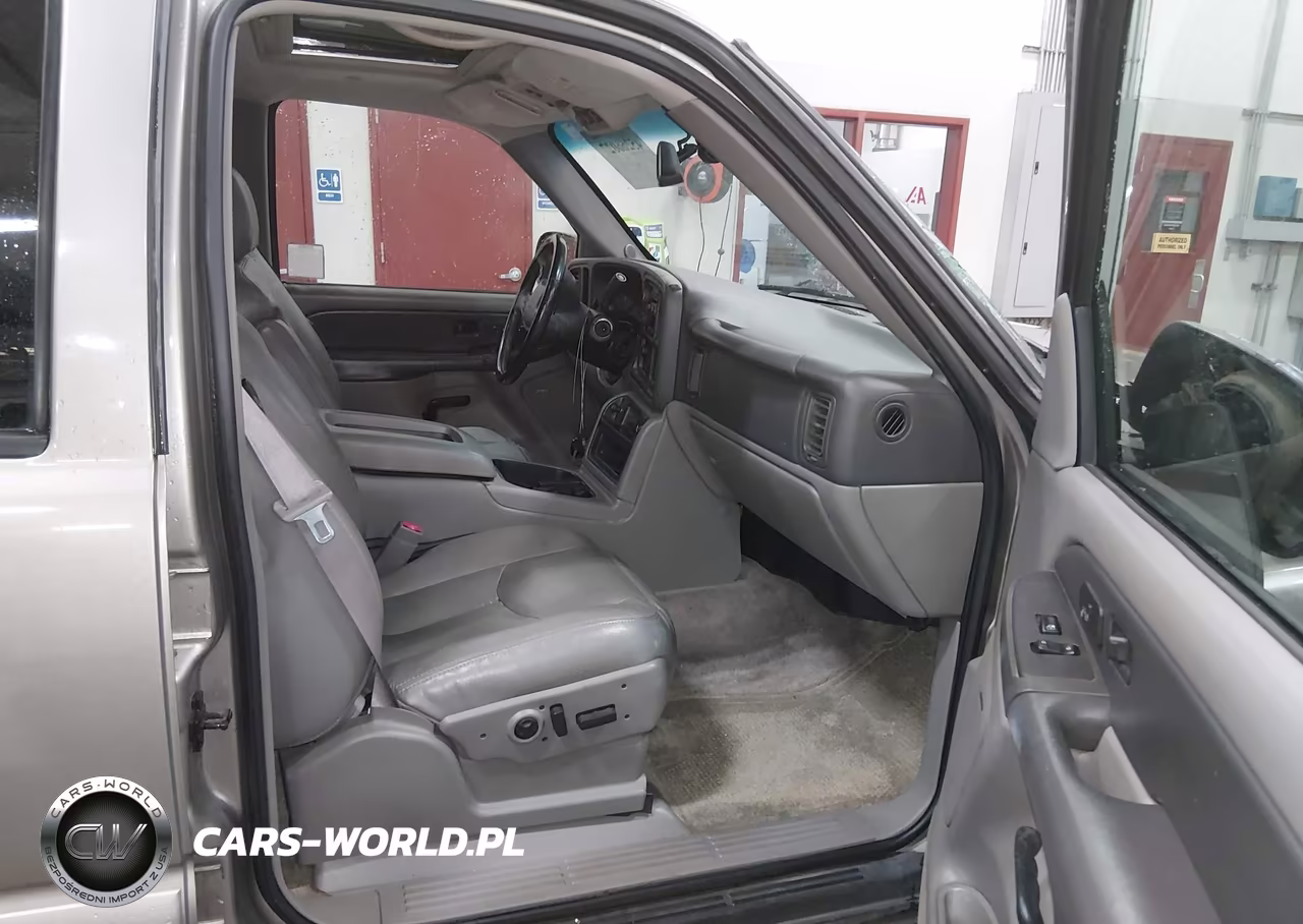 2003 Chevrolet Tahoe Lt VIN:1GNEC13T63J338176 - 5