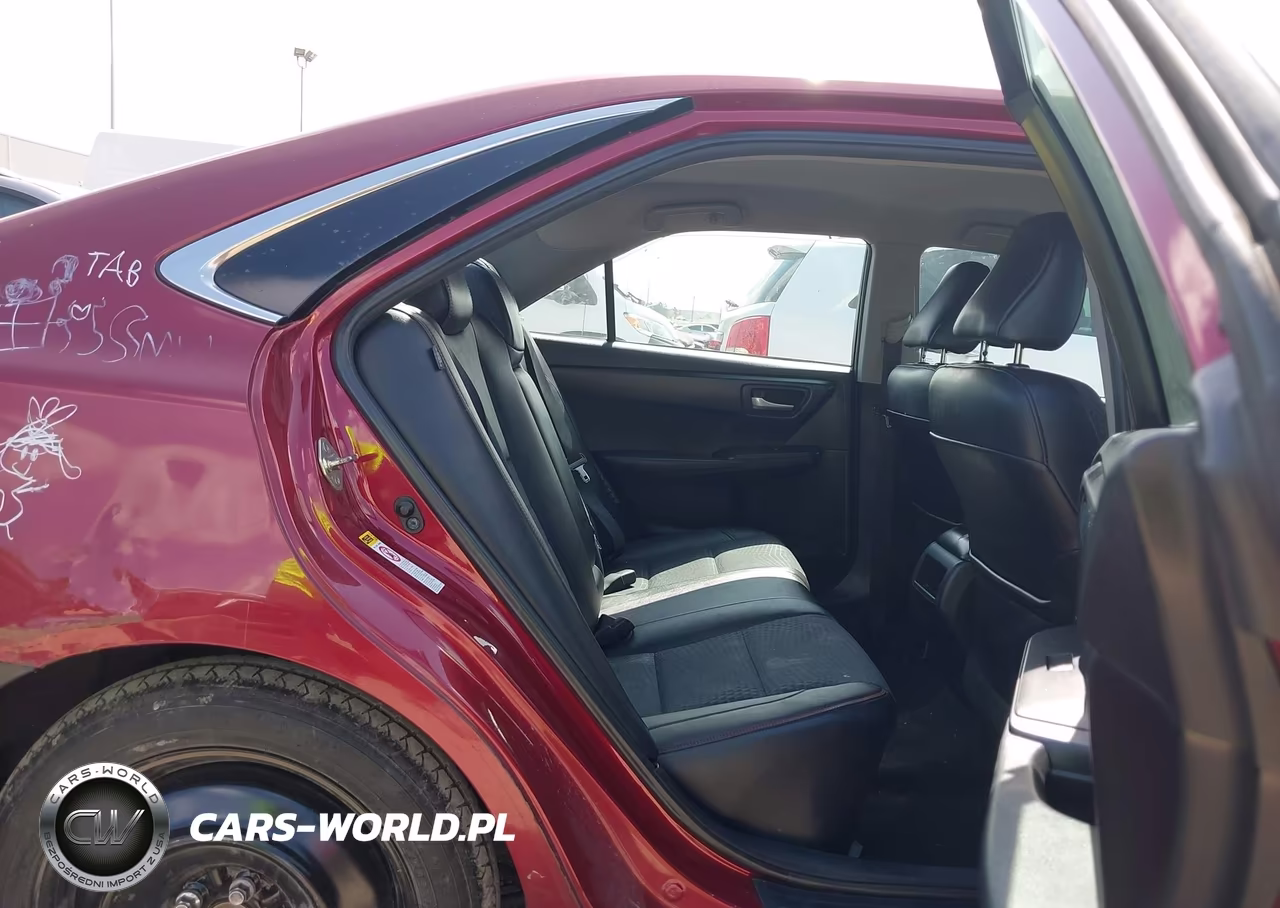 2015 Toyota Camry Hybrid Se VIN:4T1BD1FK5FU163512 - 8