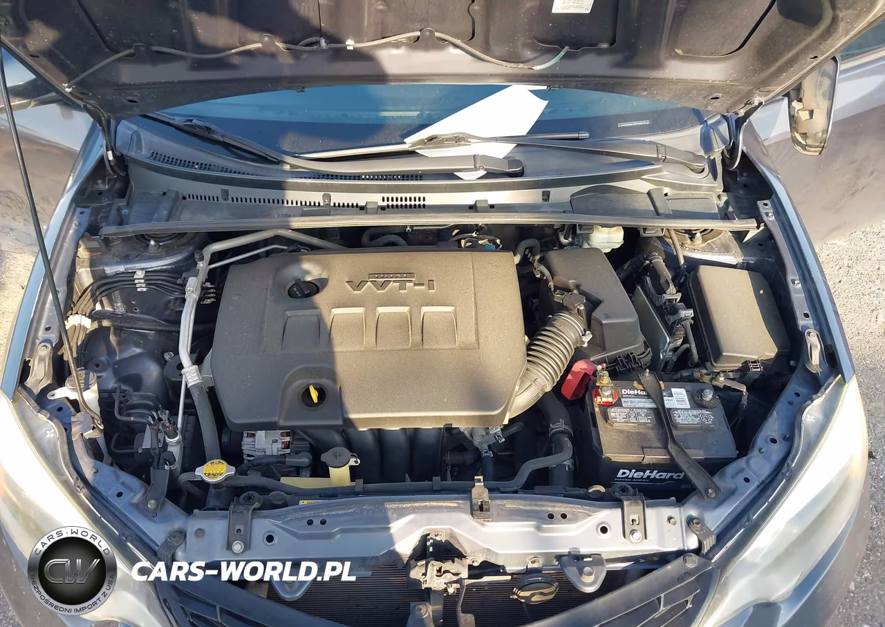 2015 Toyota Corolla S VIN:5YFBURHEXFP279215 - 10