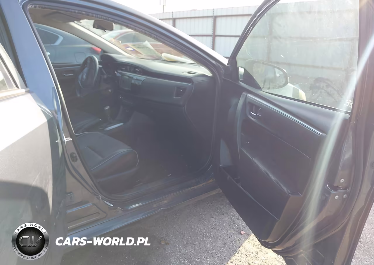 2015 Toyota Corolla S VIN:5YFBURHEXFP279215 - 5