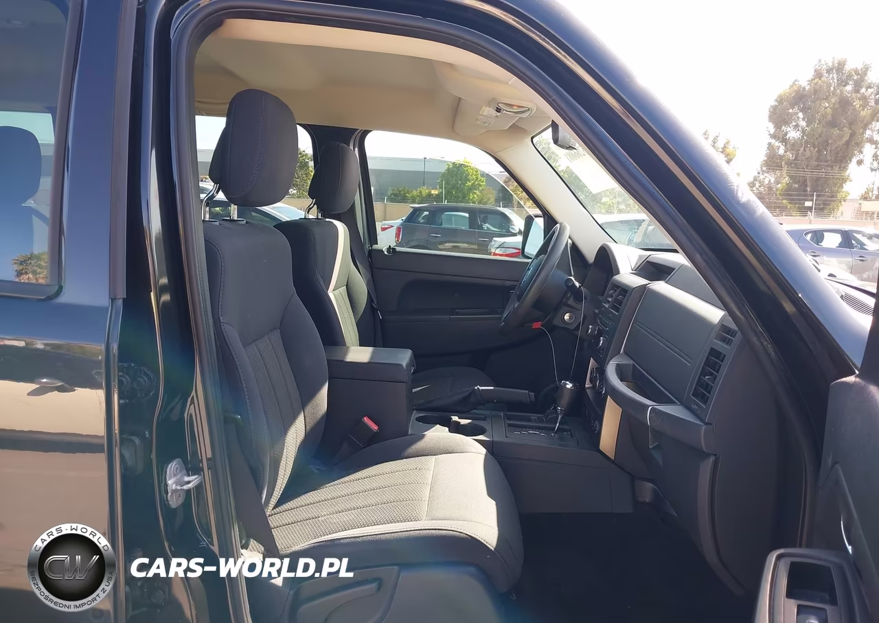 2012 Jeep Liberty Sport VIN:1C4PJMAK7CW167282 - 5