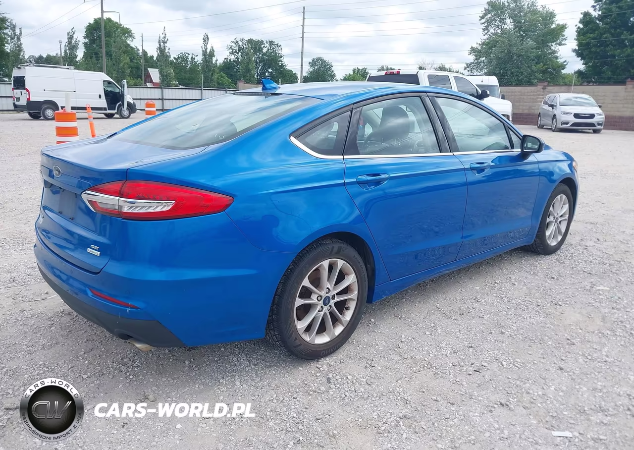 2019 Ford Fusion Se VIN:3FA6P0HD6KR278407 - 4