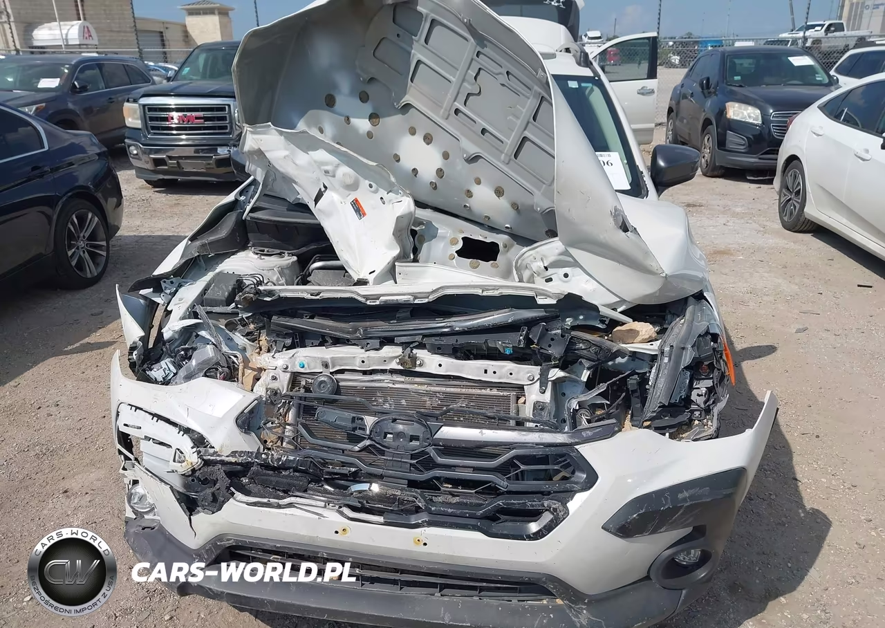 2024 Subaru Crosstrek Premium VIN:JF2GUADC2RH863184 - 12