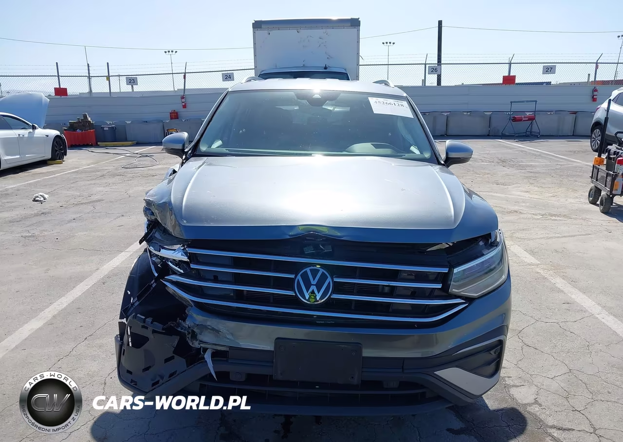 2024 Volkswagen Tiguan 2.0T Wolfsburg Edition VIN:3VV6B7AX9RM227658 - 12