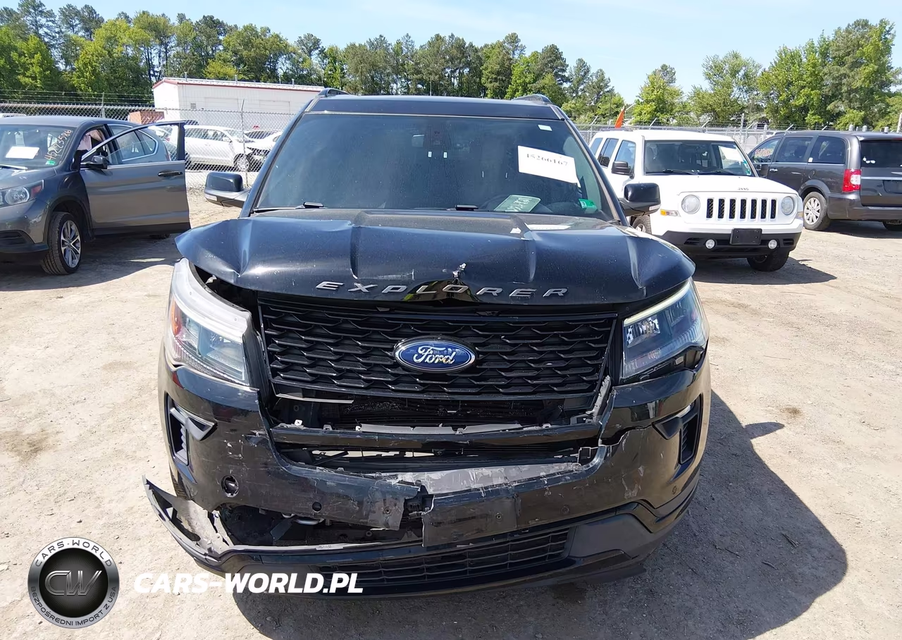 2018 Ford Explorer Sport VIN:1FM5K8GT8JGC90216 - 12