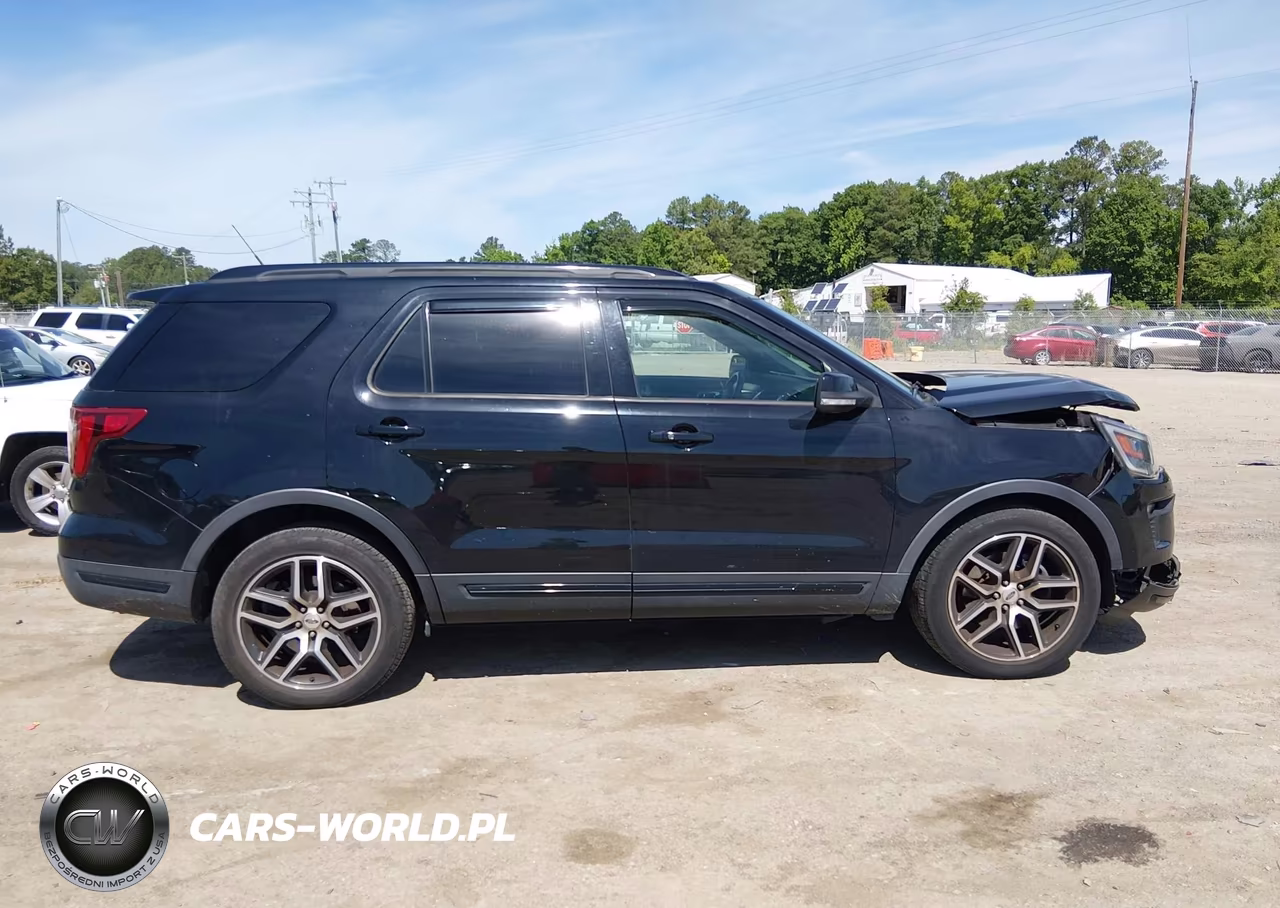 2018 Ford Explorer Sport VIN:1FM5K8GT8JGC90216 - 13