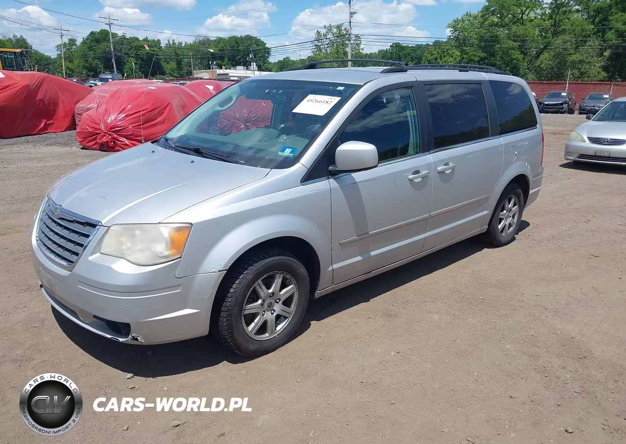 2010 Chrysler Town & Country Touring VIN:2A4RR5D18AR451143 - 2