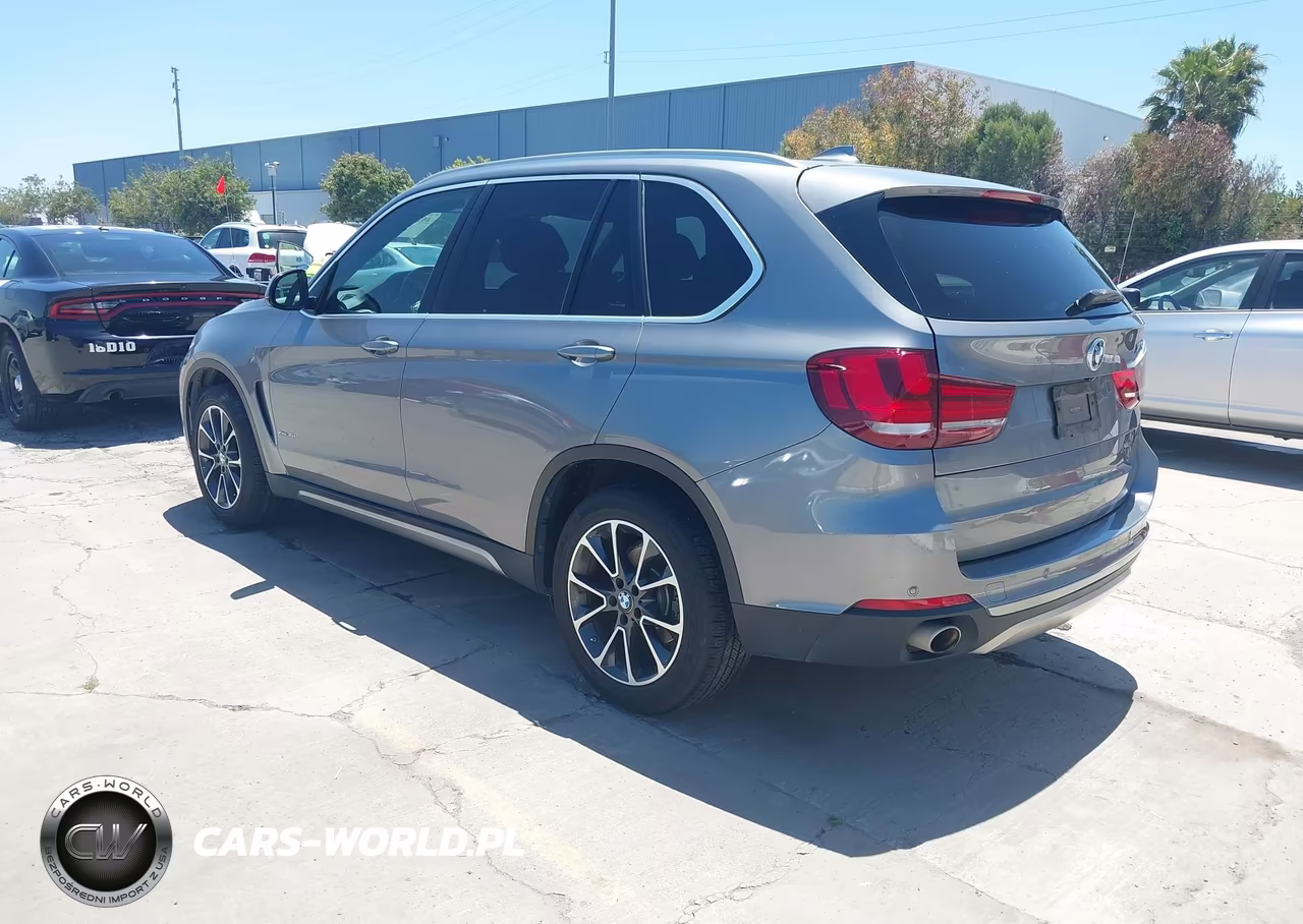 2017 BMW X5 xDrive35I VIN:5UXKR0C33H0X77318 - 3