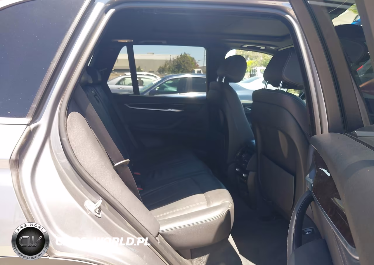 2017 BMW X5 xDrive35I VIN:5UXKR0C33H0X77318 - 8