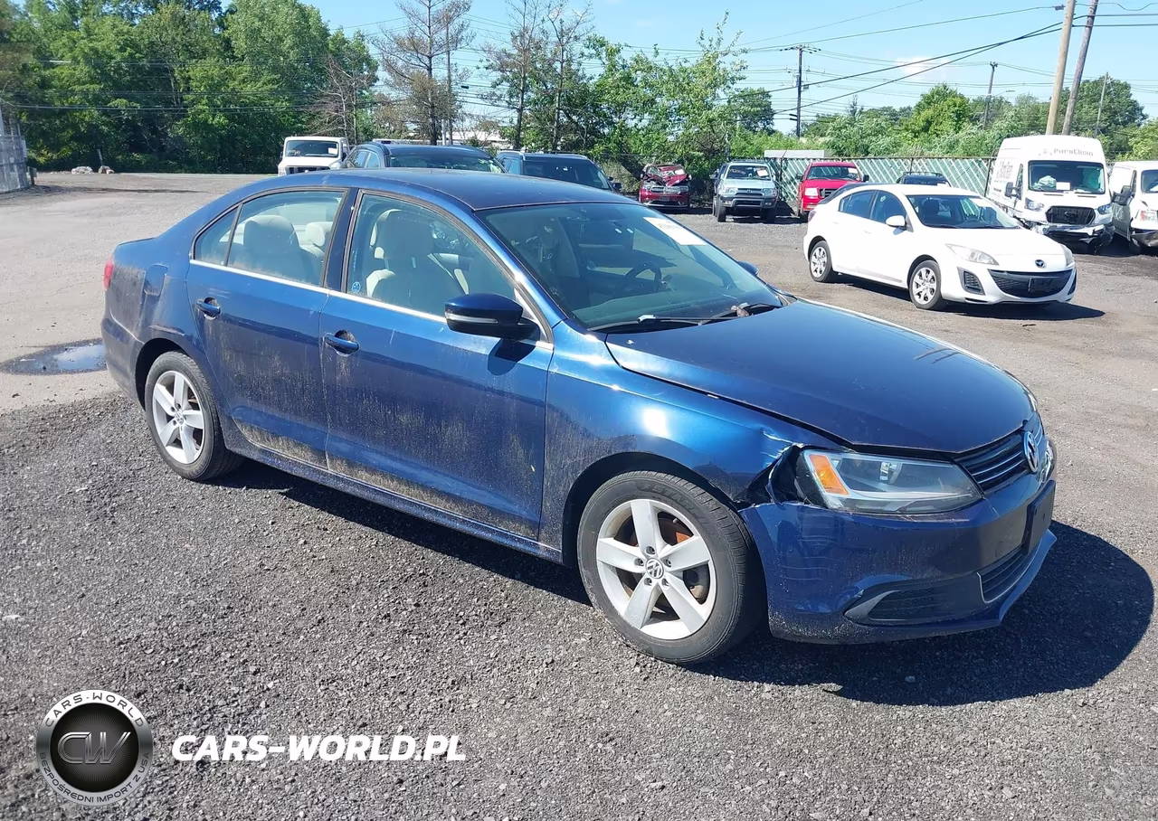 2014 Volkswagen Jetta 2.0L Tdi – zdjęcie 1 z 11