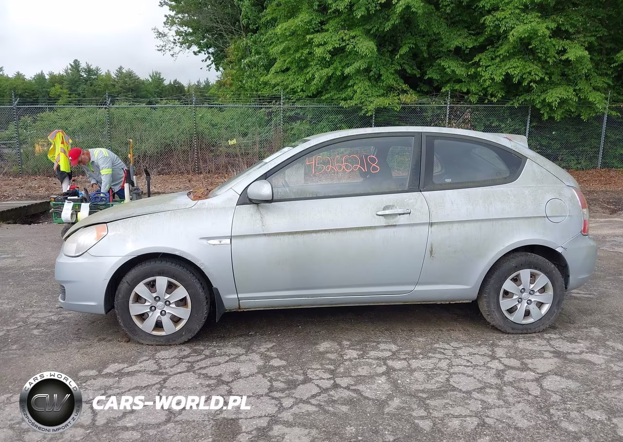 2011 Hyundai Accent Gs VIN:KMHCM3AC7BU187272 - 12