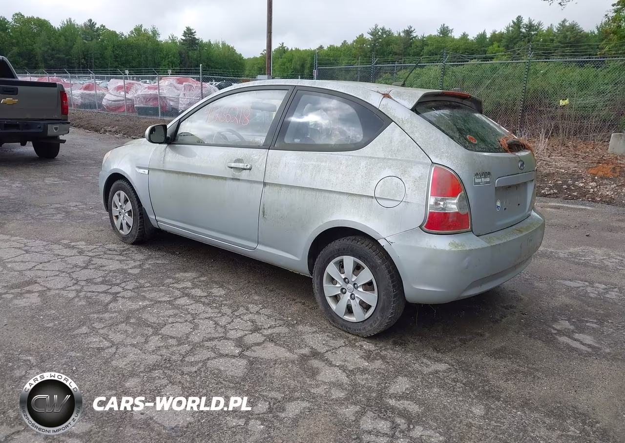 2011 Hyundai Accent Gs VIN:KMHCM3AC7BU187272 - 3