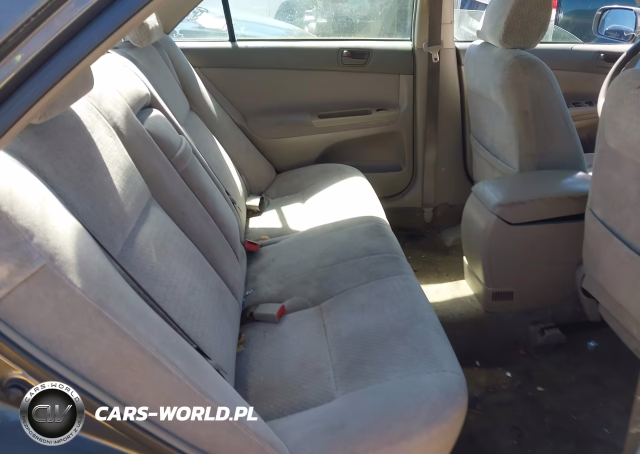 2003 Toyota Camry Le VIN:4T1BE32K73U661754 - 8