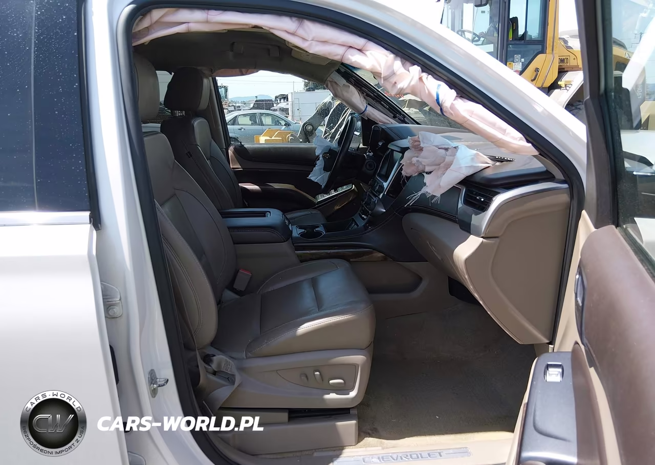2016 Chevrolet Tahoe Lt VIN:1GNSCBKC3GR131309 - 5