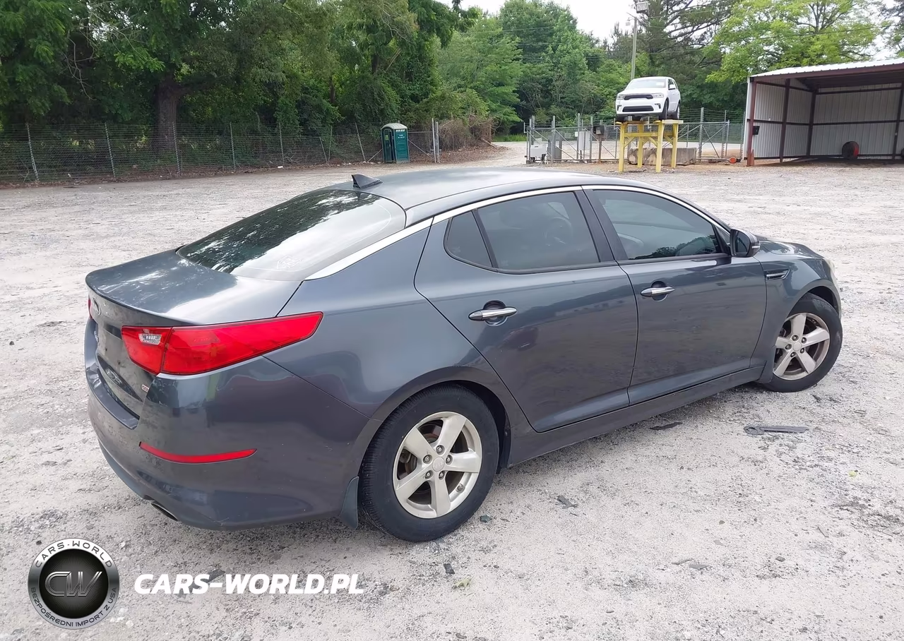 2015 Kia Optima Lx VIN:KNAGM4A78F5649205 - 4