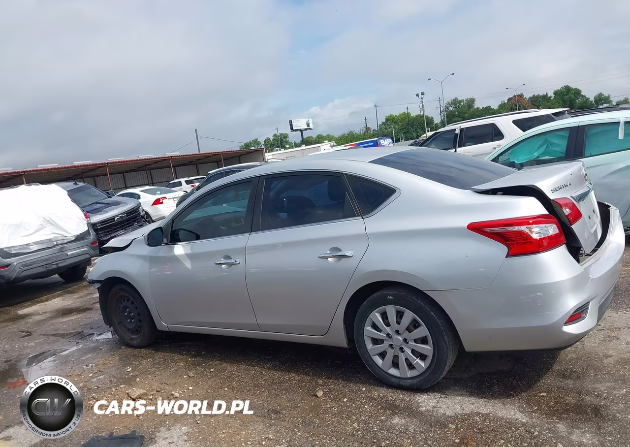2018 Nissan Sentra S VIN:3N1AB7AP1JY254071 - 14