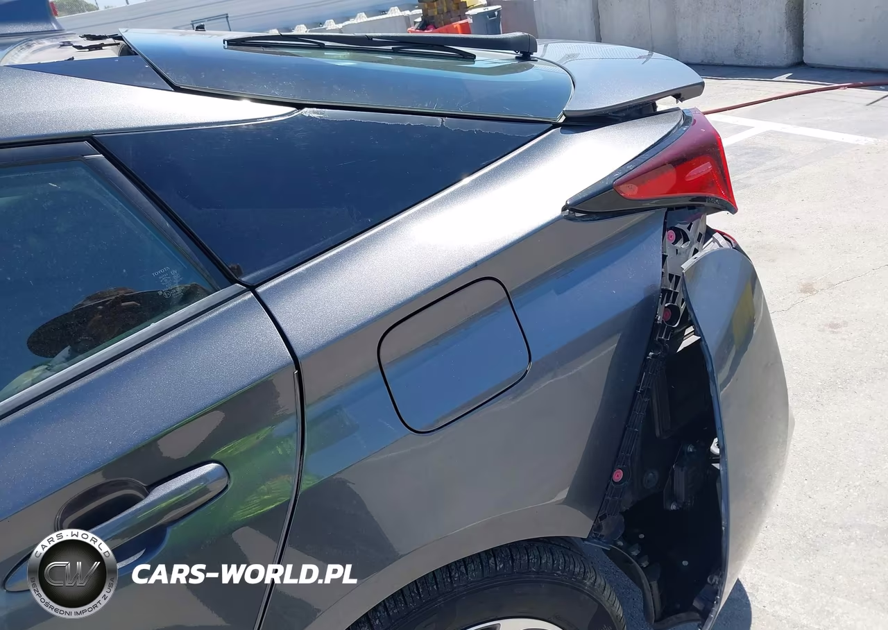 2019 Toyota Prius Limited VIN:JTDKARFU8K3070626 - 12