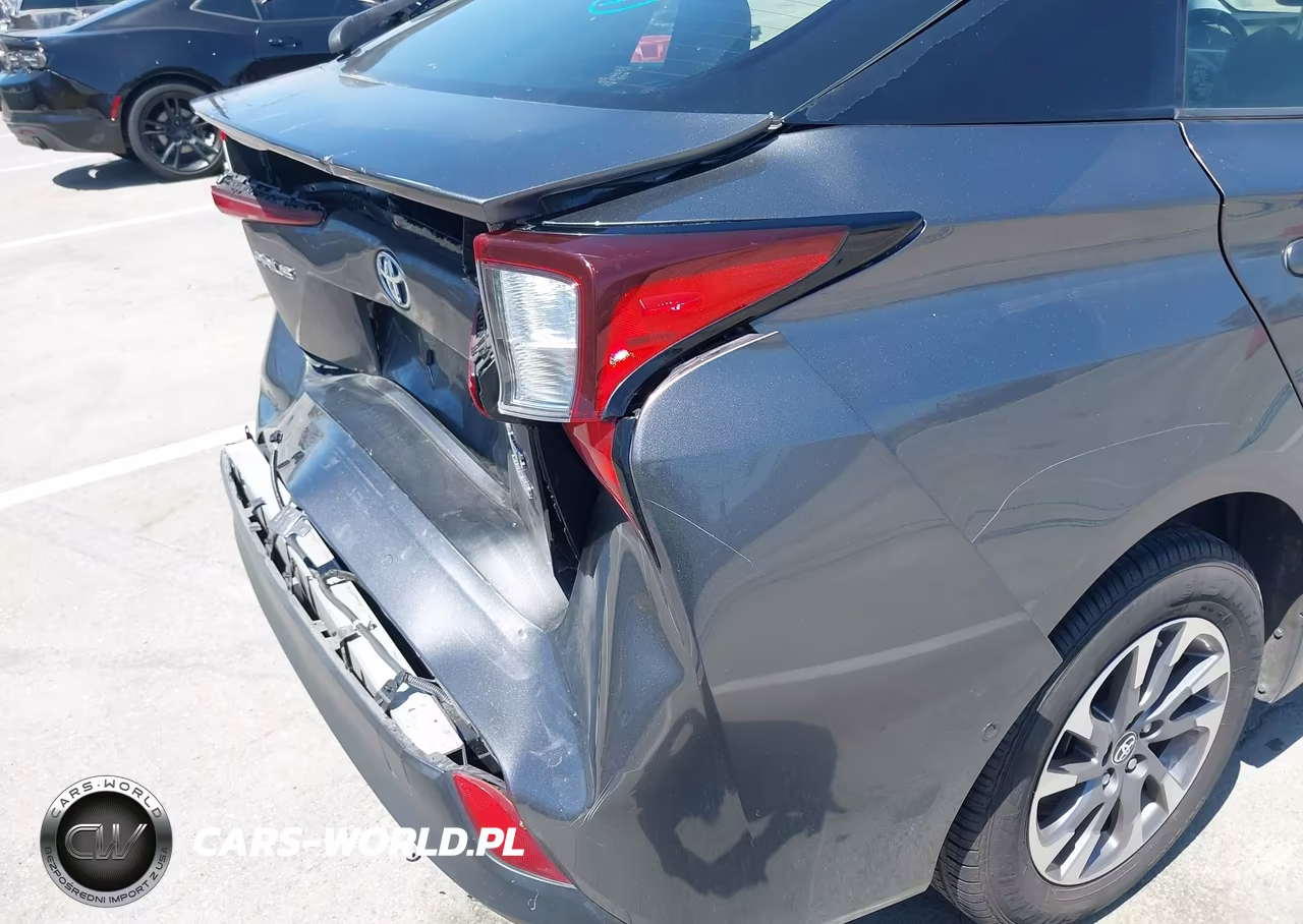 2019 Toyota Prius Limited VIN:JTDKARFU8K3070626 - 15