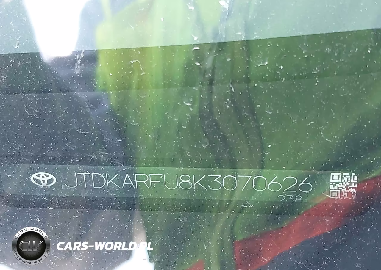 2019 Toyota Prius Limited VIN:JTDKARFU8K3070626 - 21