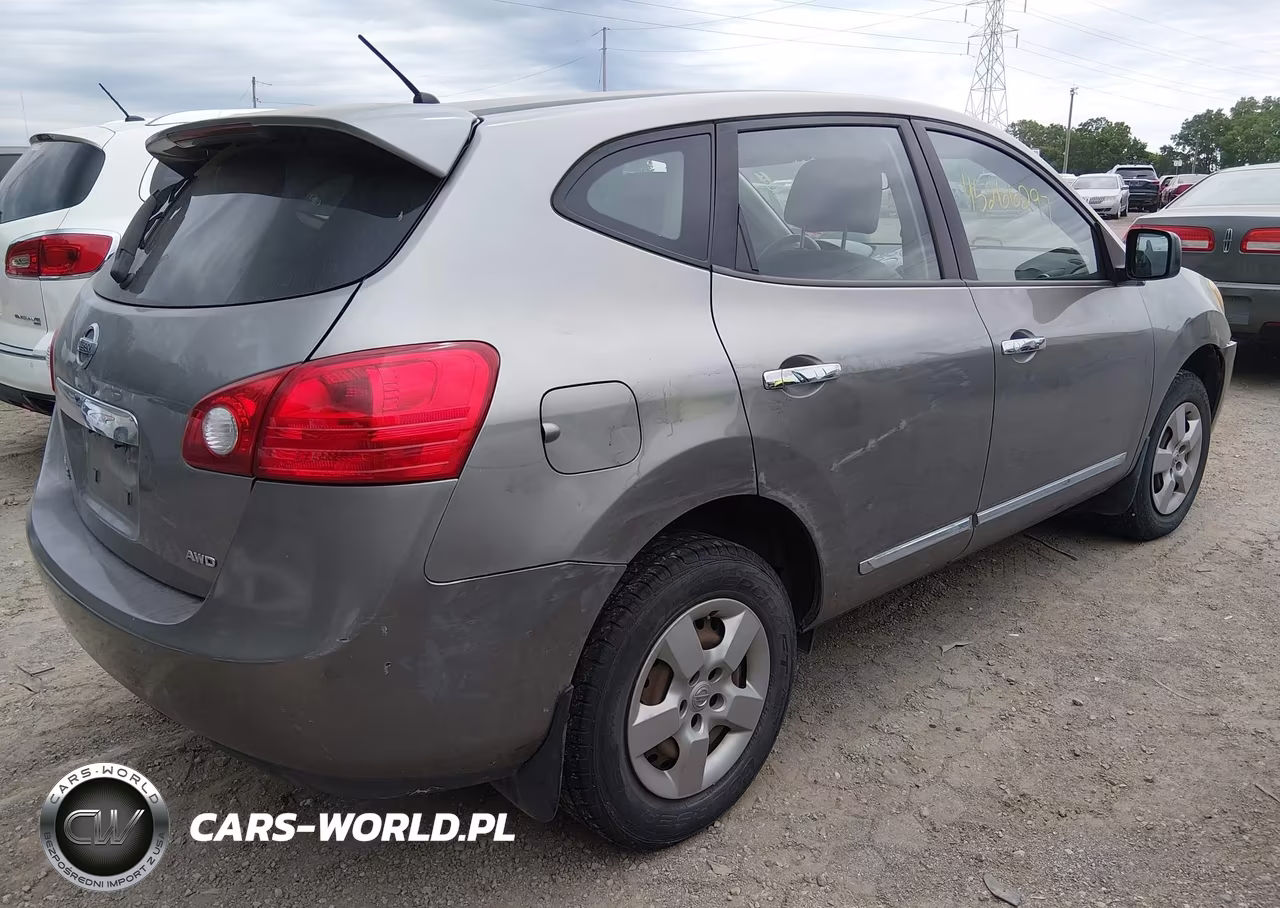 2011 Nissan Rogue S VIN:JN8AS5MV2BW291591 - 4