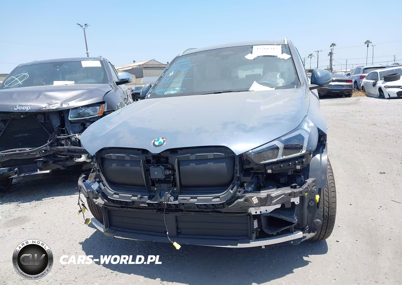 2025 BMW X1 xDrive28I VIN:WBX73EF09S5128627 - 12
