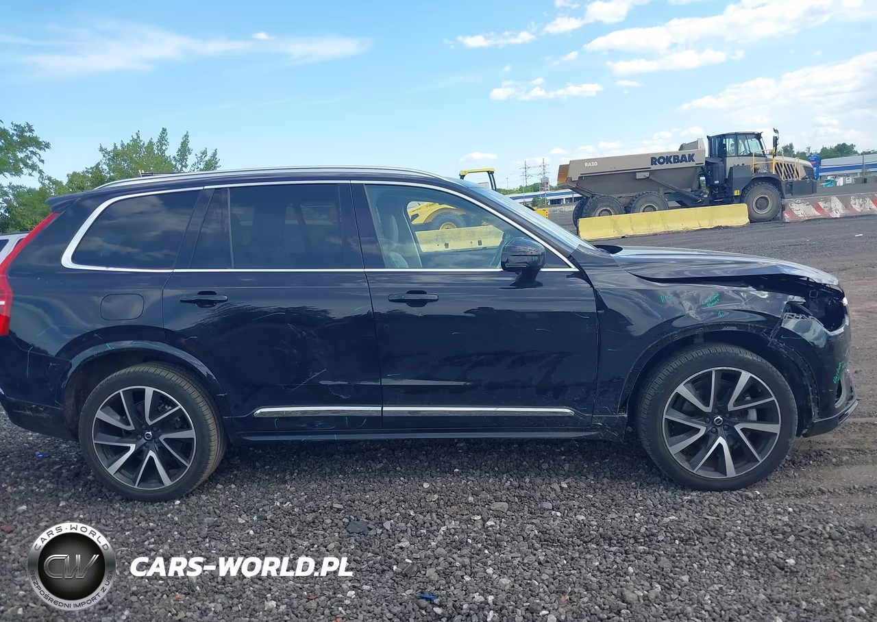 2023 Volvo Xc90 B5 Plus VIN:YV4L12PNXP1982869 - 13