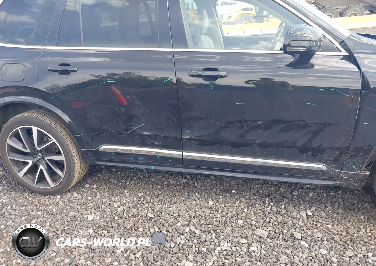 2023 Volvo Xc90 B5 Plus VIN:YV4L12PNXP1982869 - 17