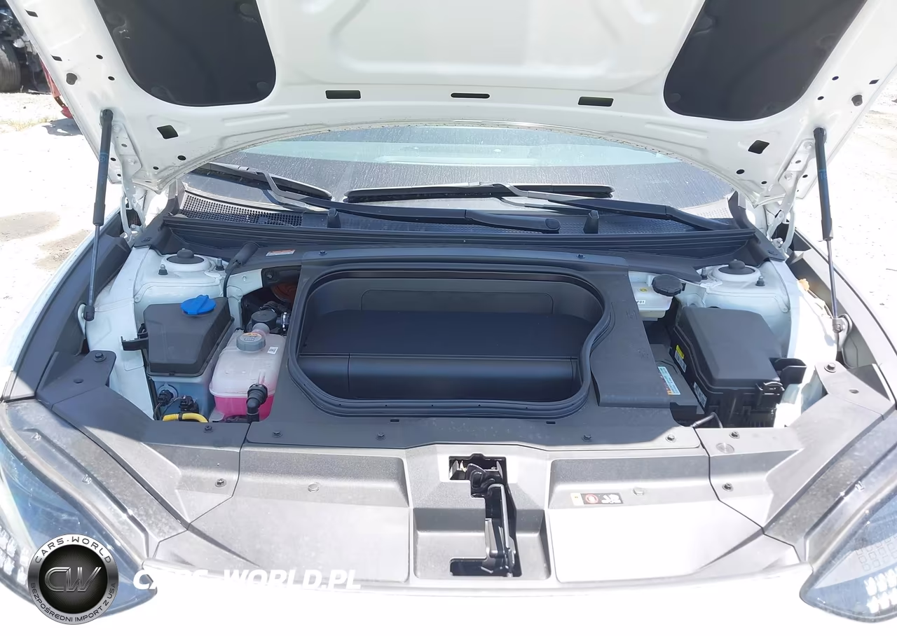 2025 Hyundai Ioniq 6 Sel VIN:KMHM34AA6SA092442 - 10