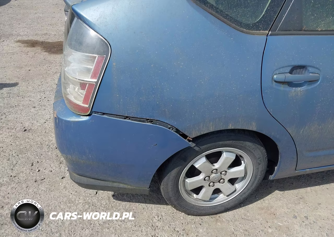 2004 Toyota Prius VIN:JTDKB20UX40064327 - 13