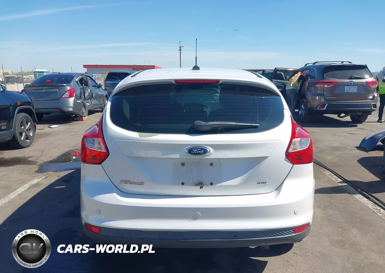 2012 Ford Focus Sel VIN:1FAHP3M22CL237058 - 16