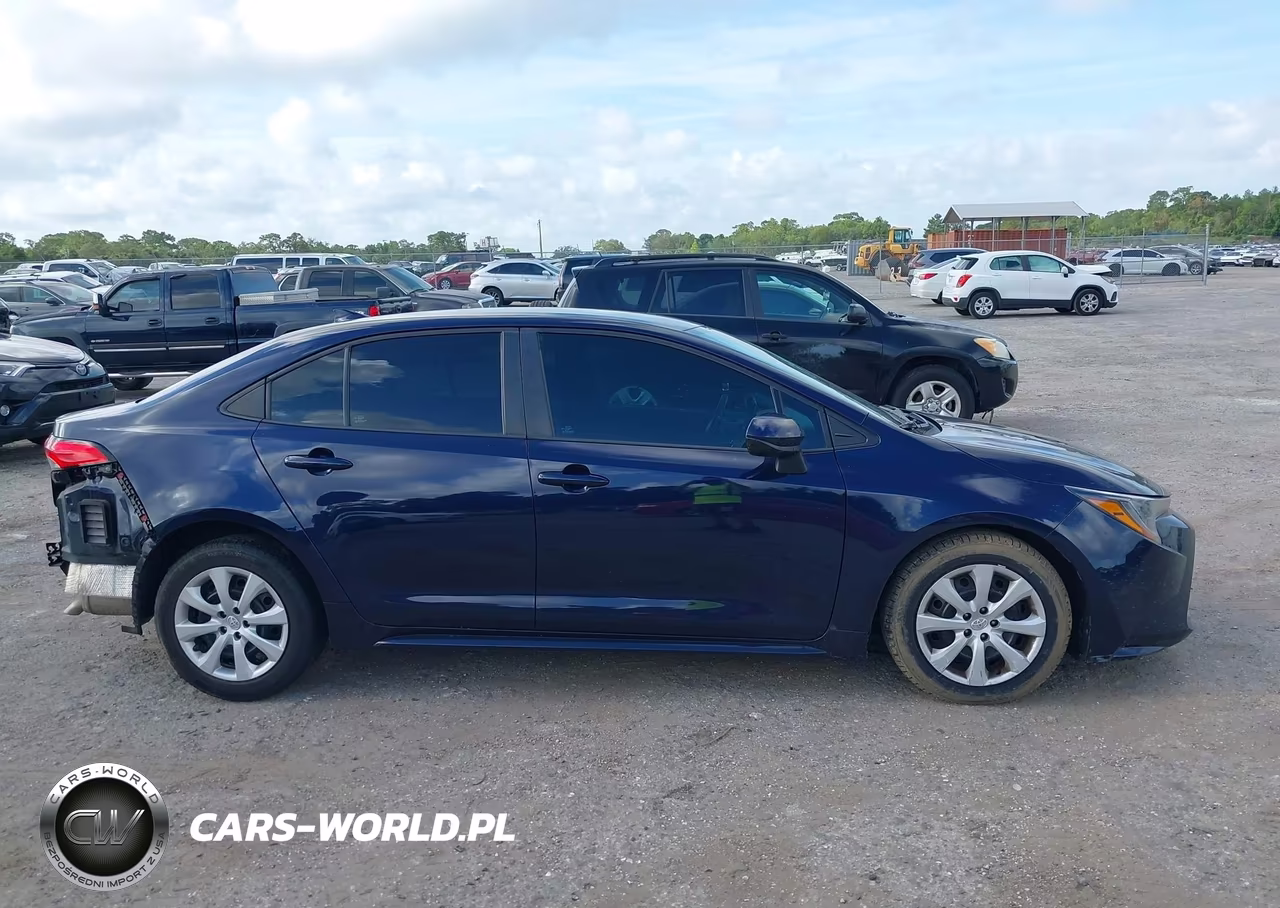 2022 Toyota Corolla Le VIN:5YFEPMAE8NP379197 - 13