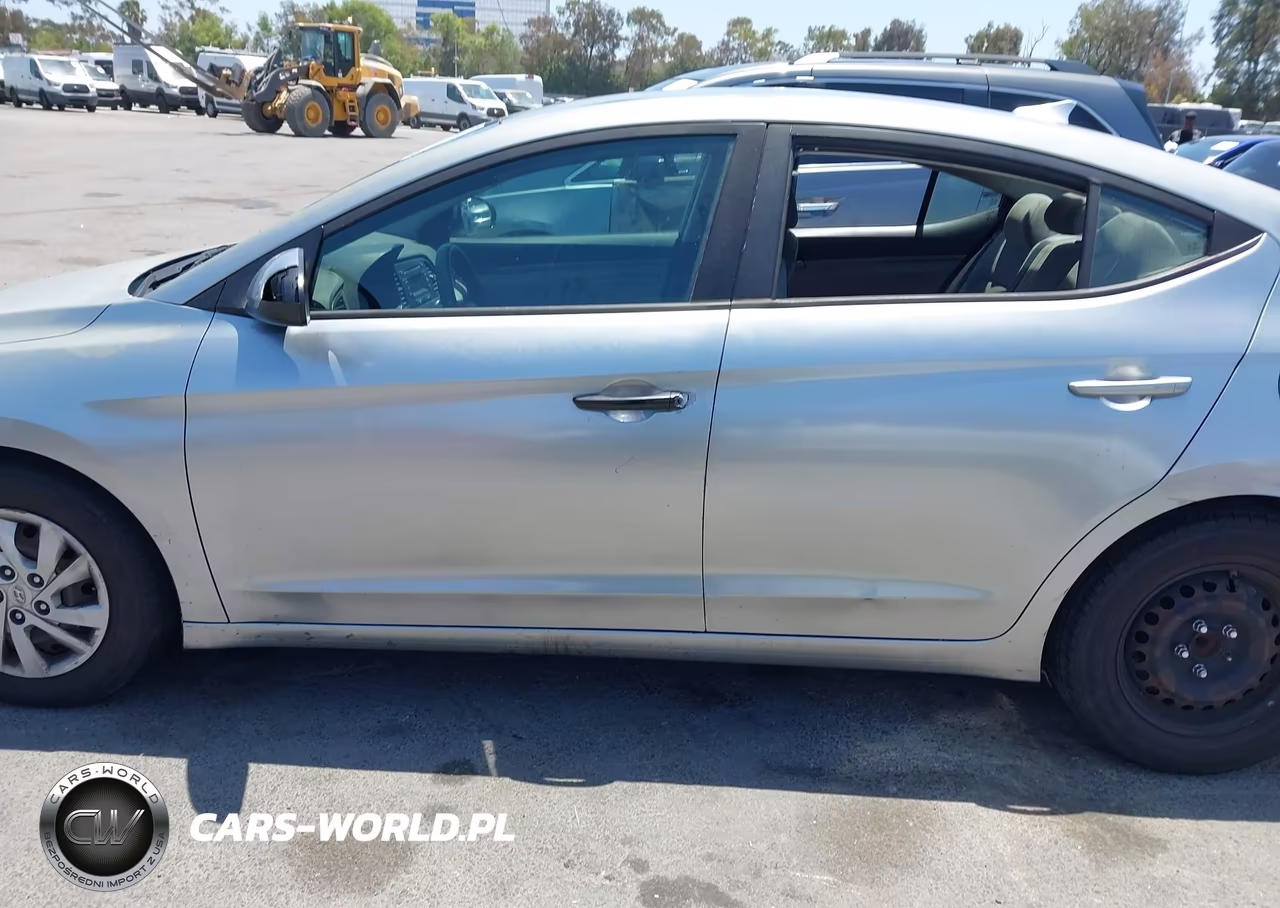 2017 Hyundai Elantra Se VIN:5NPD74LFXHH179909 - 13