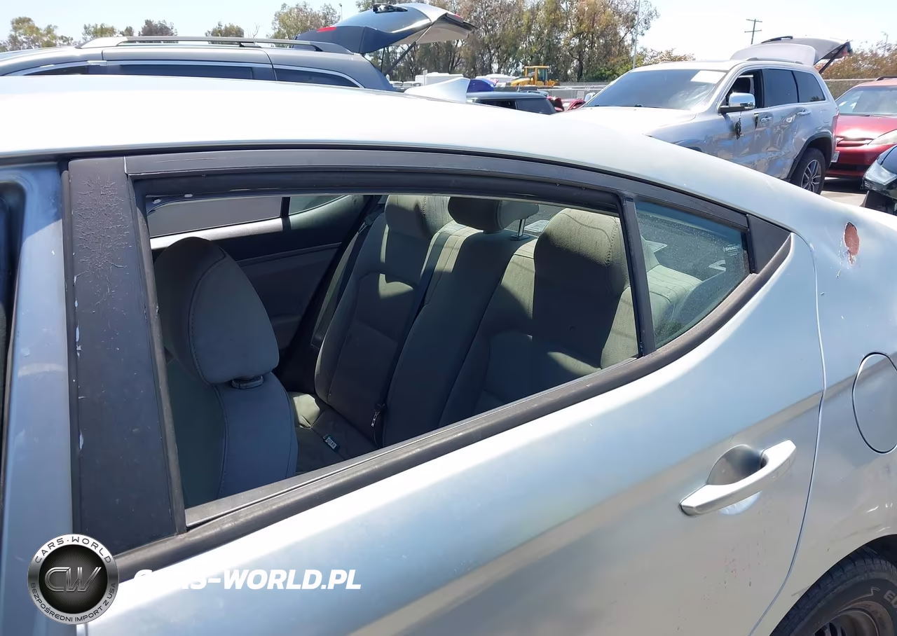 2017 Hyundai Elantra Se VIN:5NPD74LFXHH179909 - 6