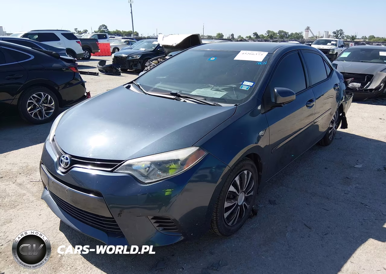 2015 Toyota Corolla Le VIN:5YFBURHE4FP240992 - 2