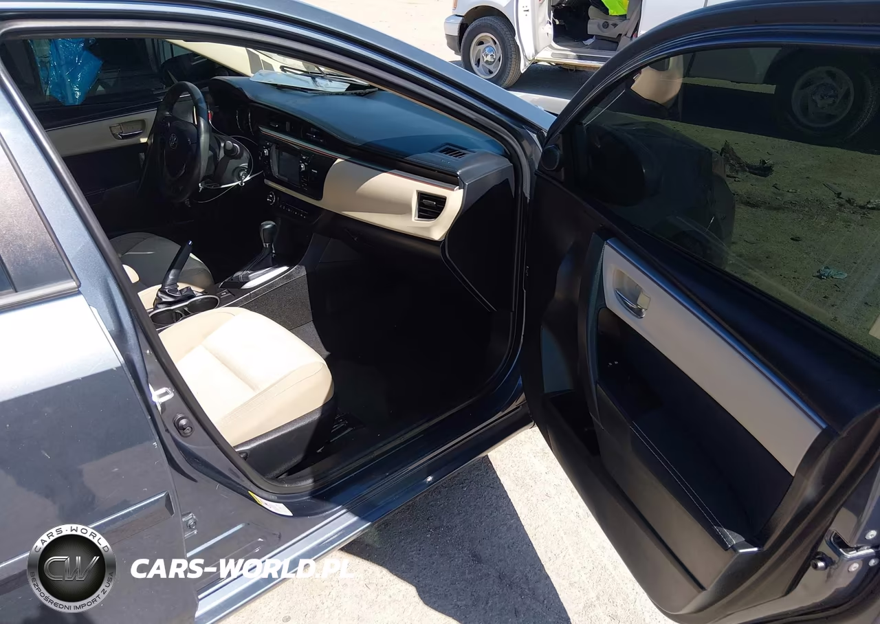 2015 Toyota Corolla Le VIN:5YFBURHE4FP240992 - 5