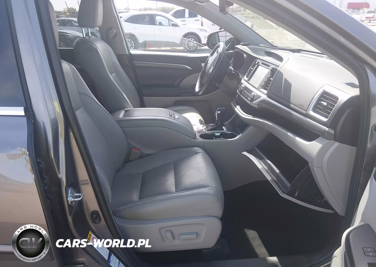 2017 Toyota Highlander Limited VIN:5TDDZRFH7HS464730 - 5
